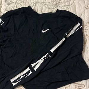 Nike crop long sleeve t shirt